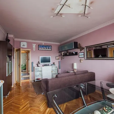Precious Apartamento Varna